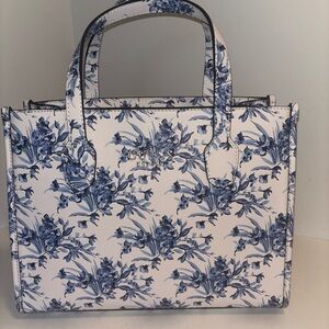Guess White and Blue Floral Handbag NWT